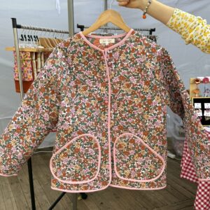 geaca flori multicolor roz matlasat